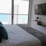 A 2 Cuadras De La Playa